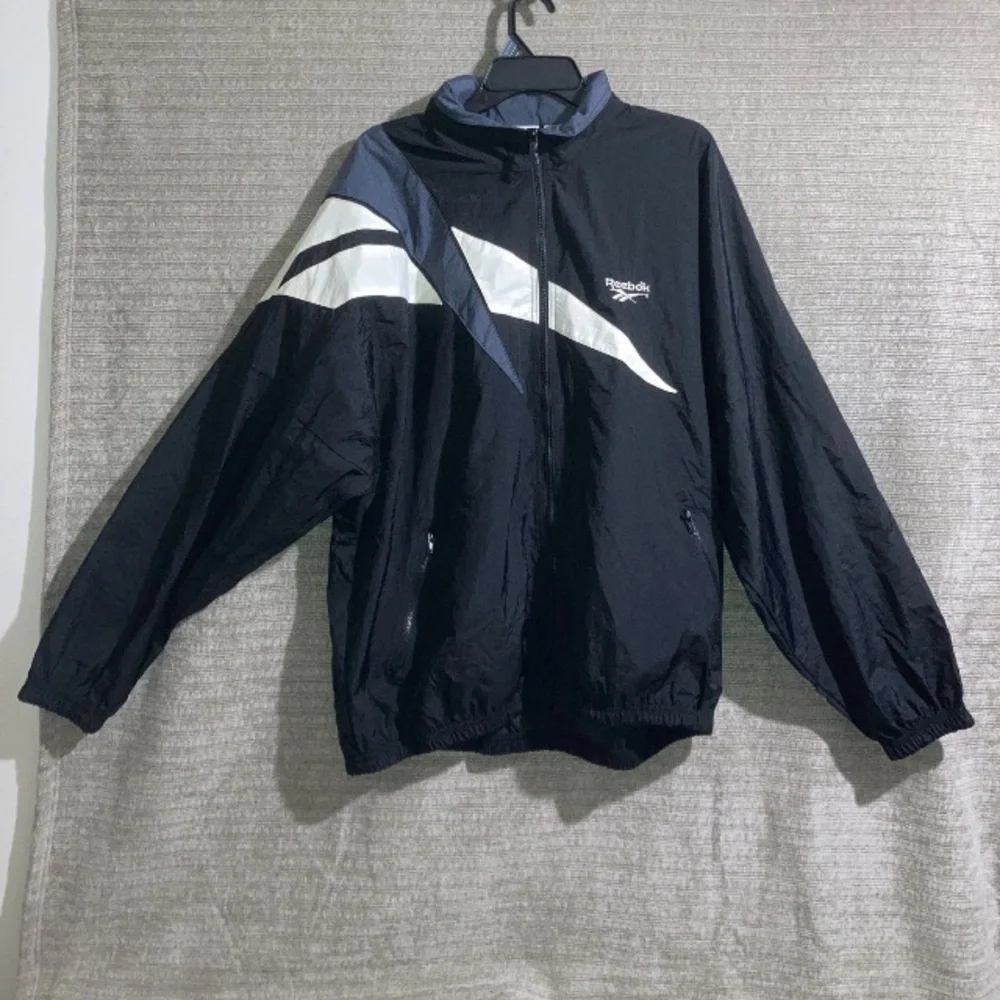 Vintage 90s Reebok Windbreaker White & Black Jacket Colorblock Packable Hood L